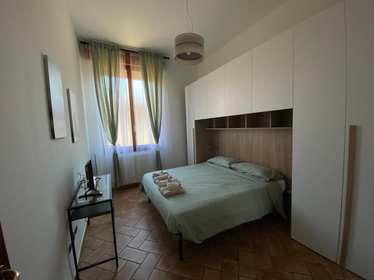 メディチーナLa Casa Di Maryangelアパートメント エクステリア 写真
