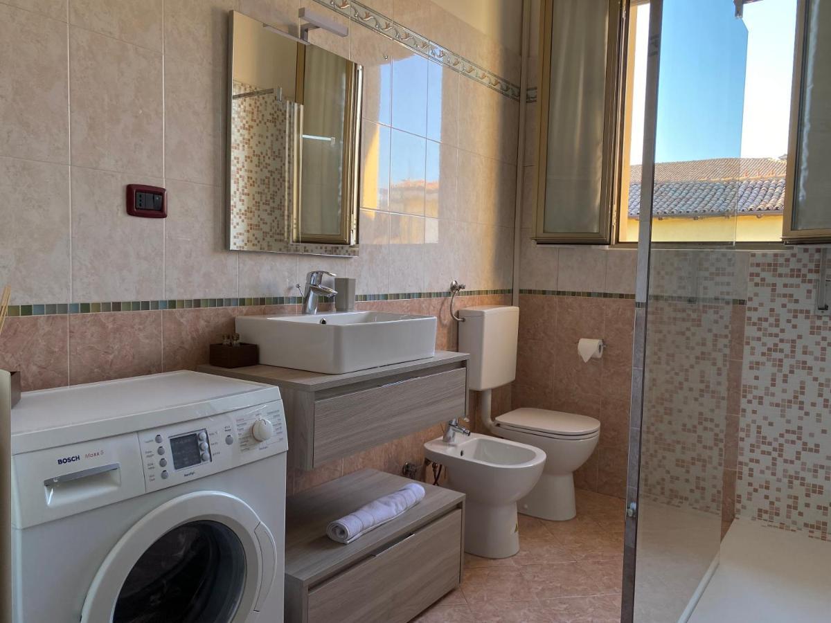 メディチーナLa Casa Di Maryangelアパートメント エクステリア 写真