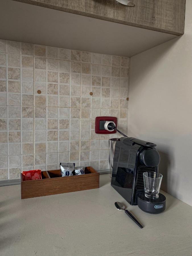 メディチーナLa Casa Di Maryangelアパートメント エクステリア 写真